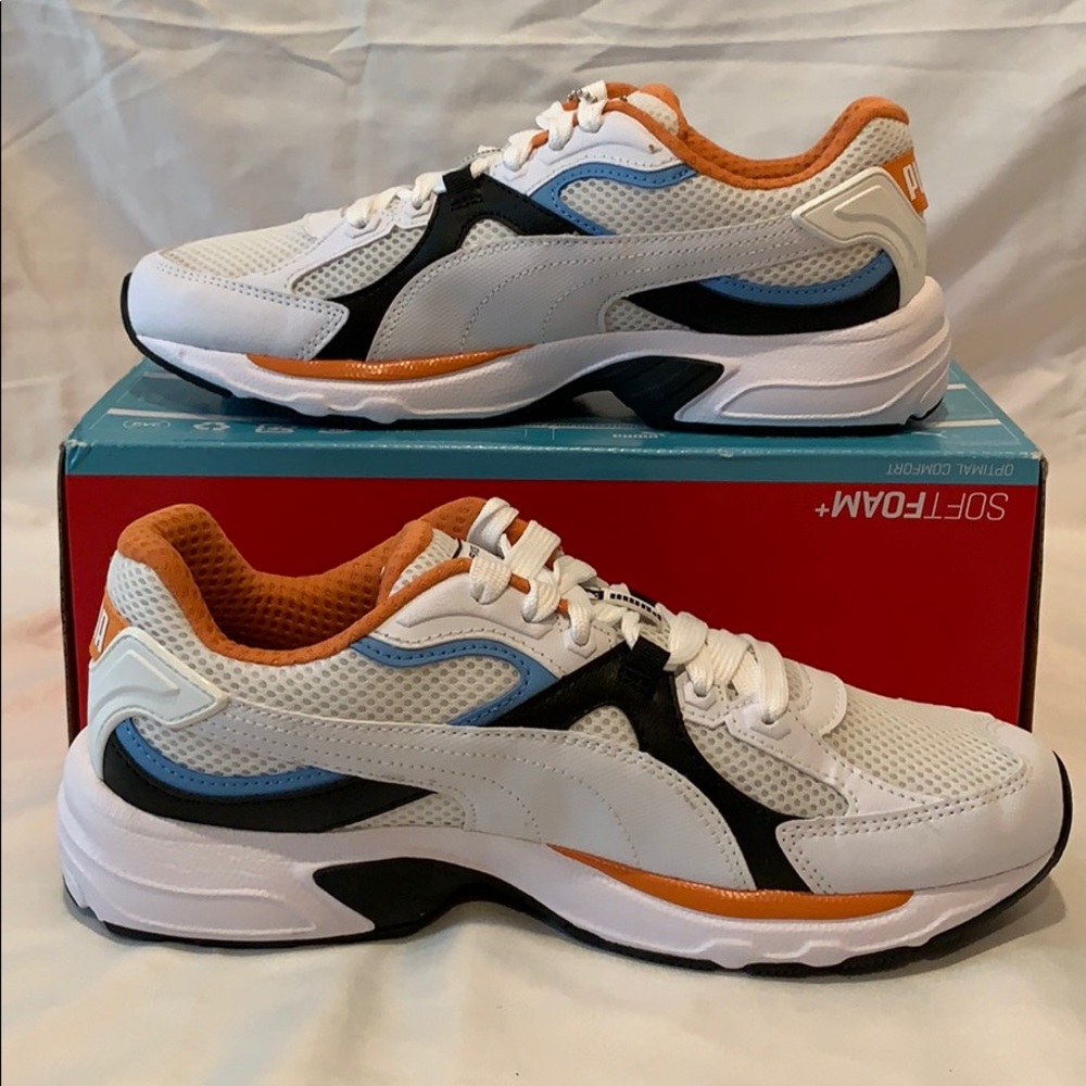 Puma Men’s Axis Plus 90s Sneakers